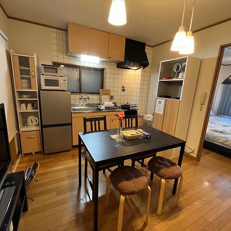 Cozy House J Apartment Осака Екстериор снимка